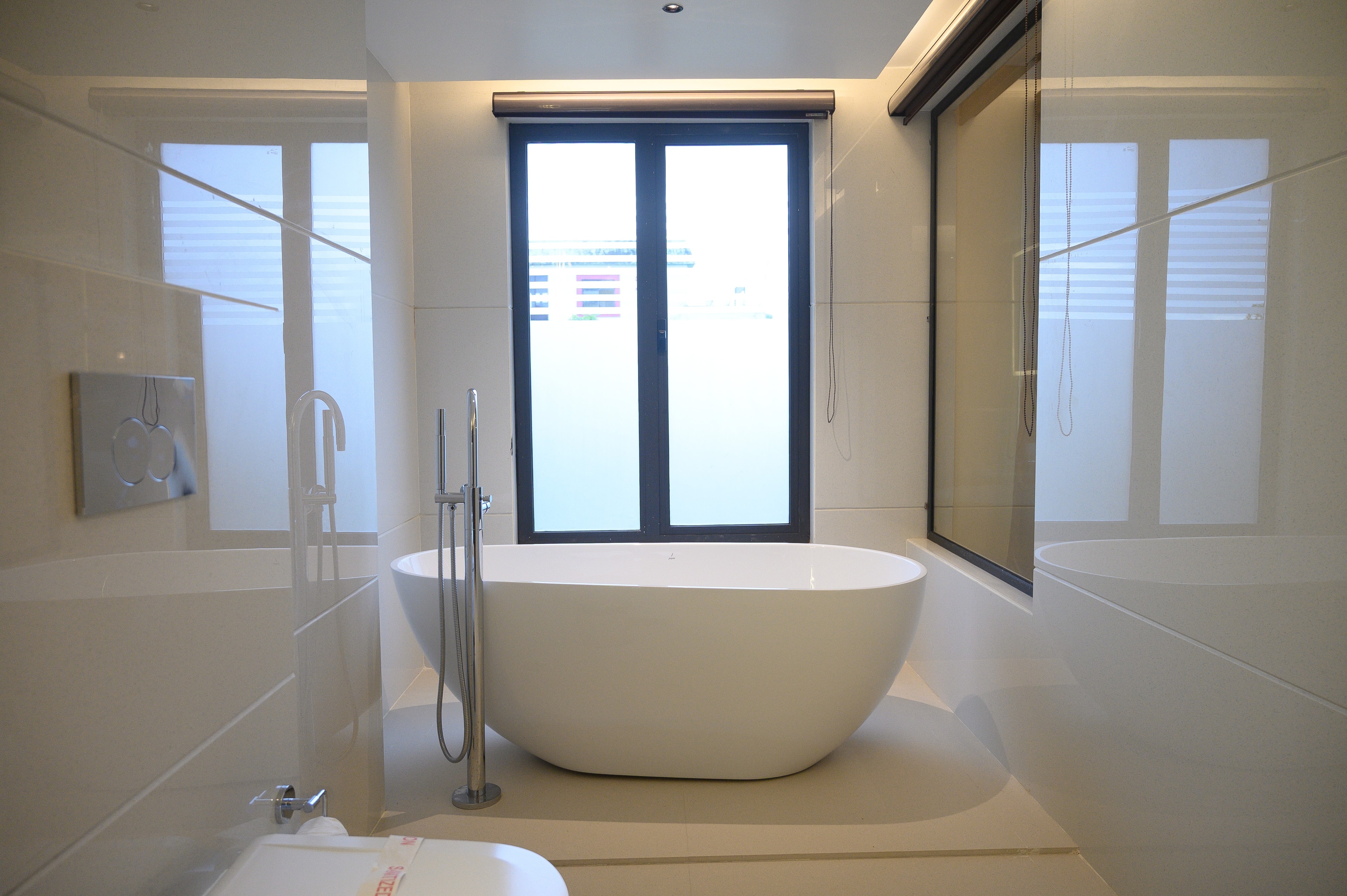 PREMIUM SUITE - Image 1